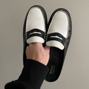 Women’s Black and White Bass Weejun Slip-on Loafers